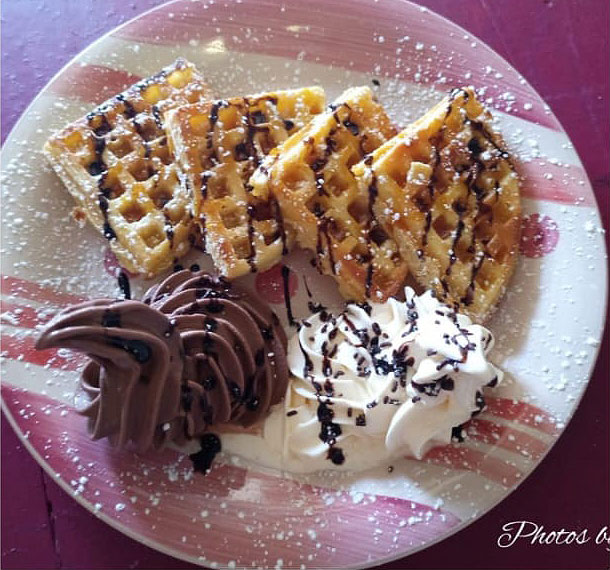 Hugo's Ice Cream & Waffles